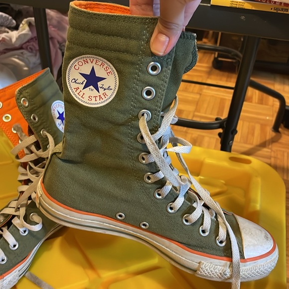 Converse - Picture 2 of 4